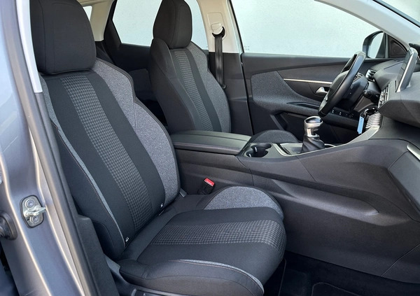 Peugeot 3008 cena 67777 przebieg: 175000, rok produkcji 2019 z Stary Sącz małe 742